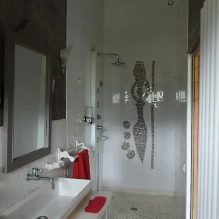 La Loubiere, Ancienne Bergerie En Pleine Garrigue