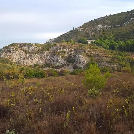 ベッド・アンド・ブレックファスト La Loubiere, Ancienne Bergerie En Pleine Garrigue